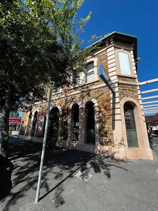 408 Lovely One Br Ex Hotel Ensuite Room In City Adelaide