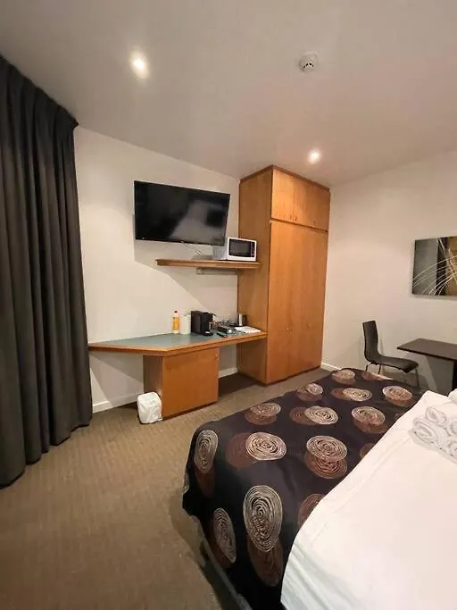 408 Lovely One Br Ex Hotel Ensuite Room In City Adelaide
