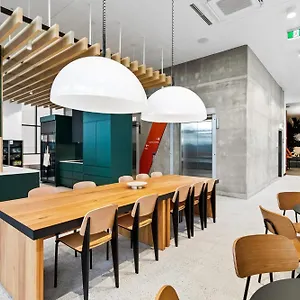  Apartment Switch Living In The Centre Of